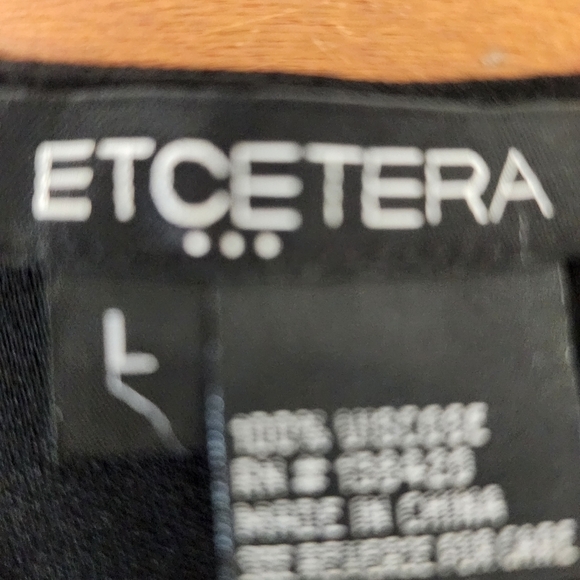 Etcetera Women’s Long Sleeve Twist Front V Neck Blouse Top Black Size Large - Picture 9 of 9